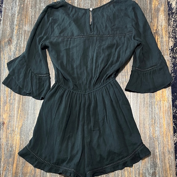 Abercrombie & Fitch Black Ruffle Romper - Picture 7 of 12